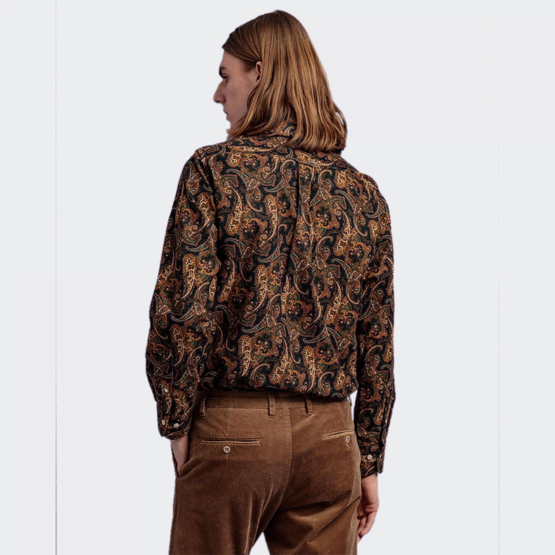 Camisa de pana con estampado paisley de Gant