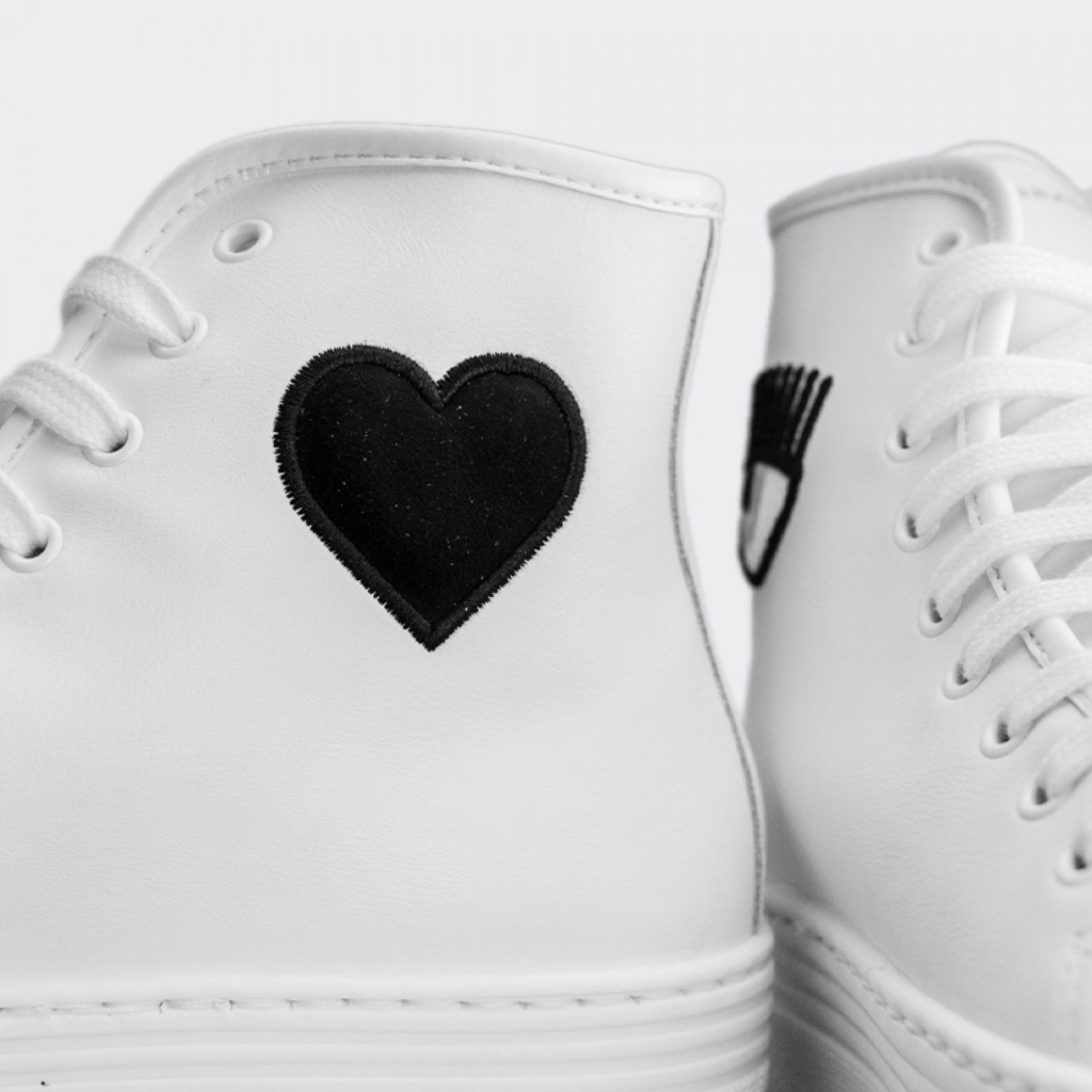 Zapatilas Chiara Ferragni con plataforma