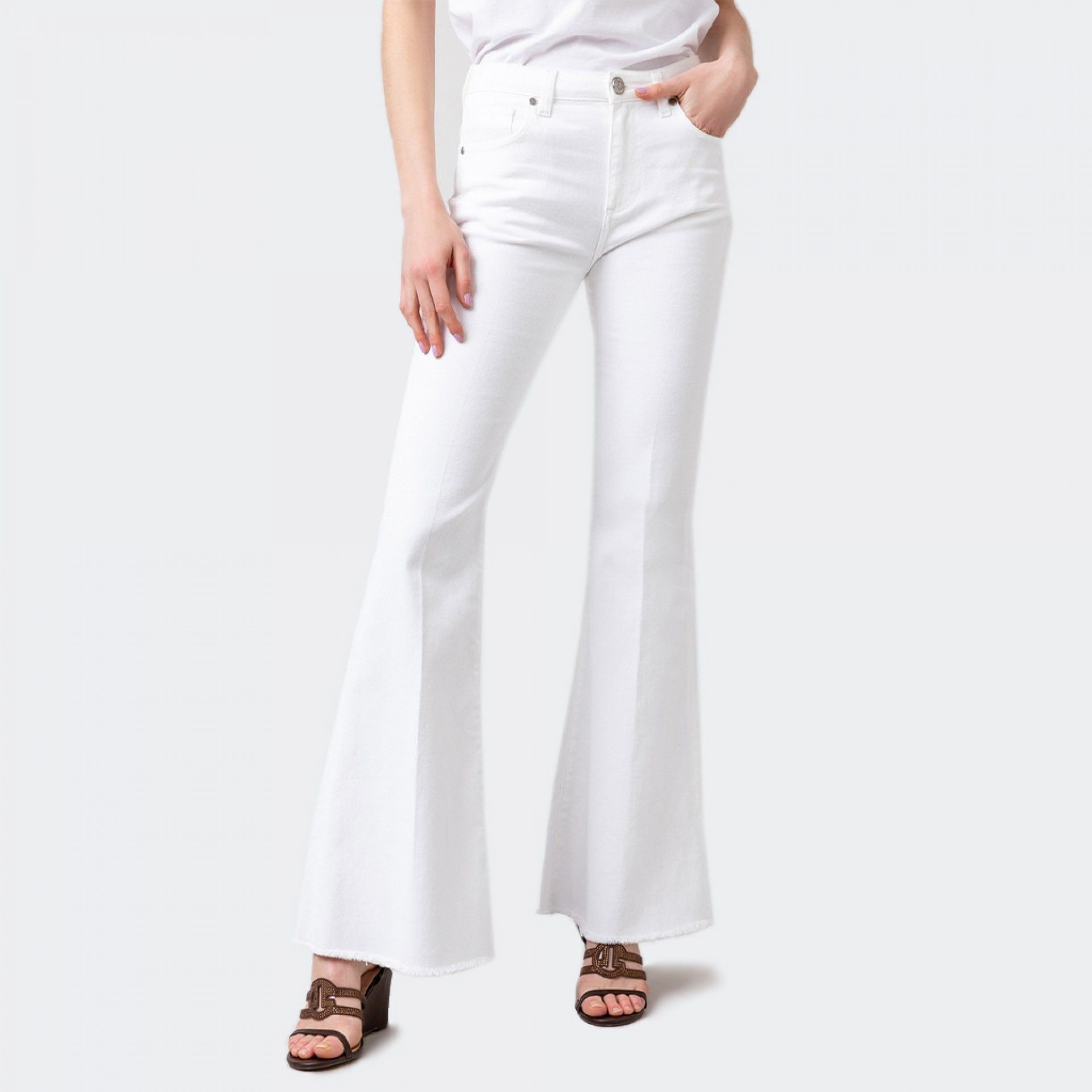 Pantalon en jean coupe évasée Gaëlle Paris