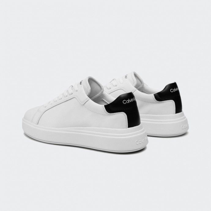 Tnis Calvin Klein