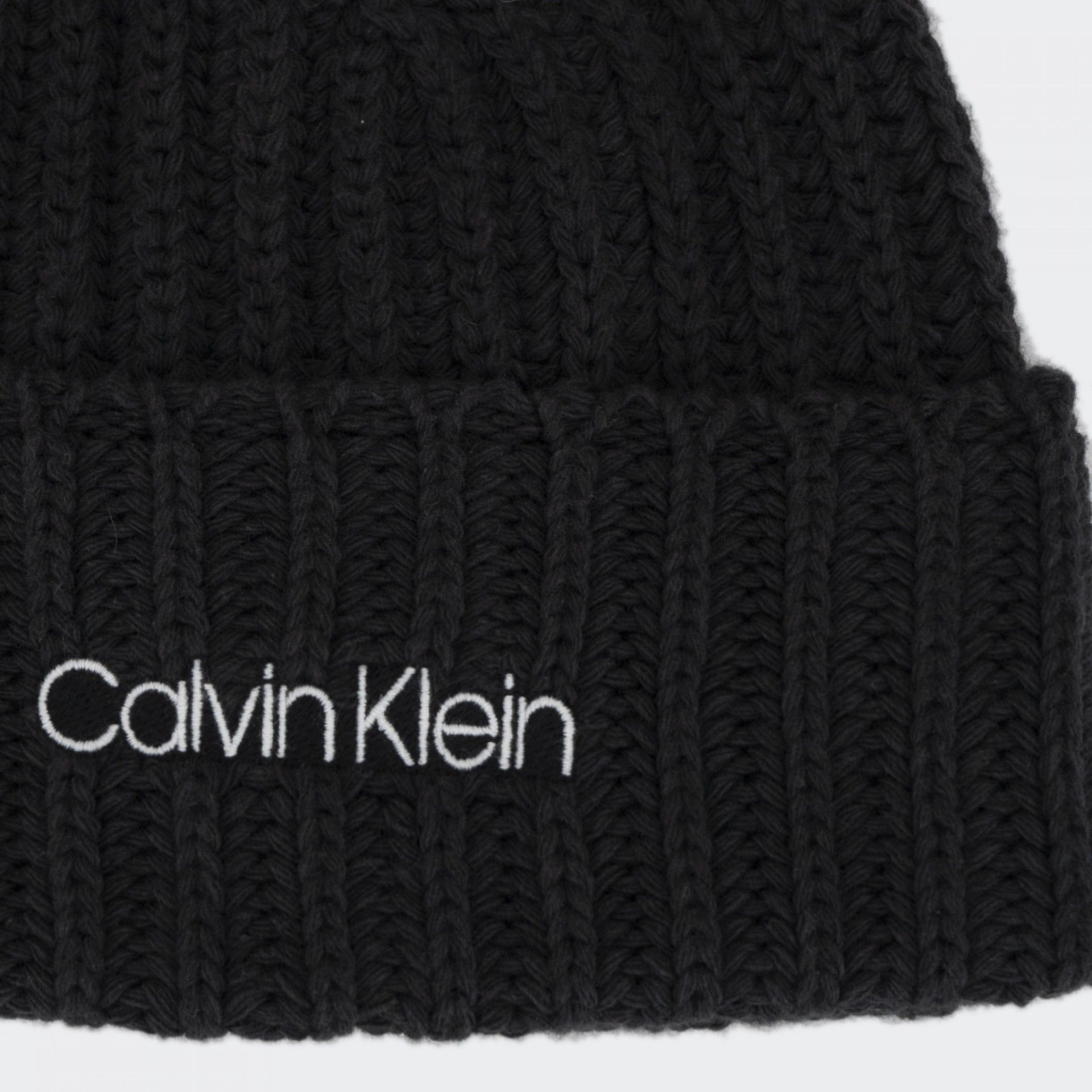 Bonnet noir Calvin Klein