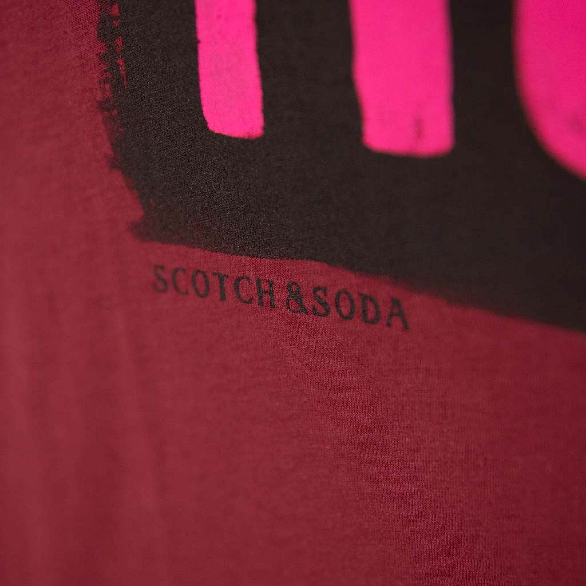 T-shirt avec imprimé Scotch & Soda sur le devant