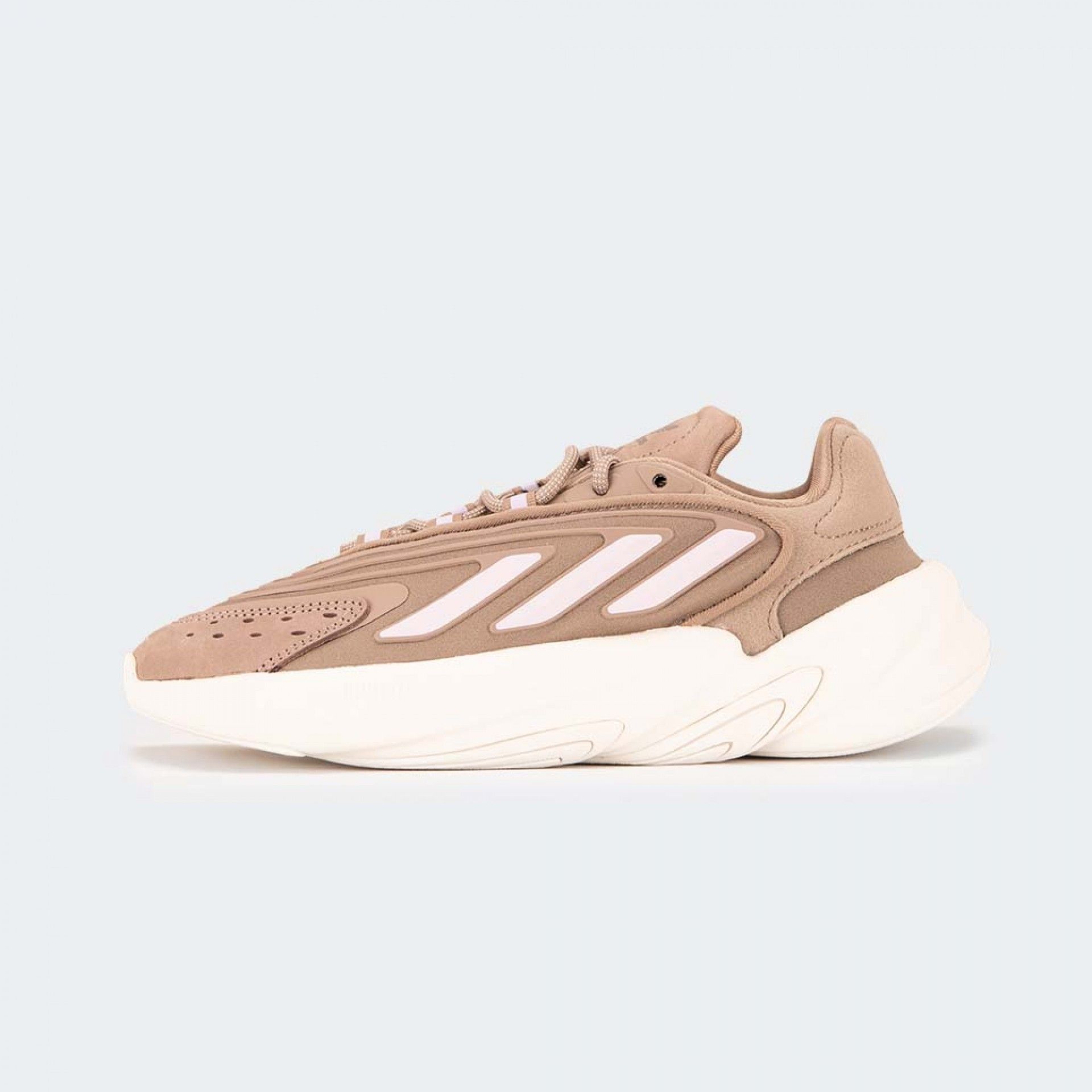 Adidas Ozelia Sneakers