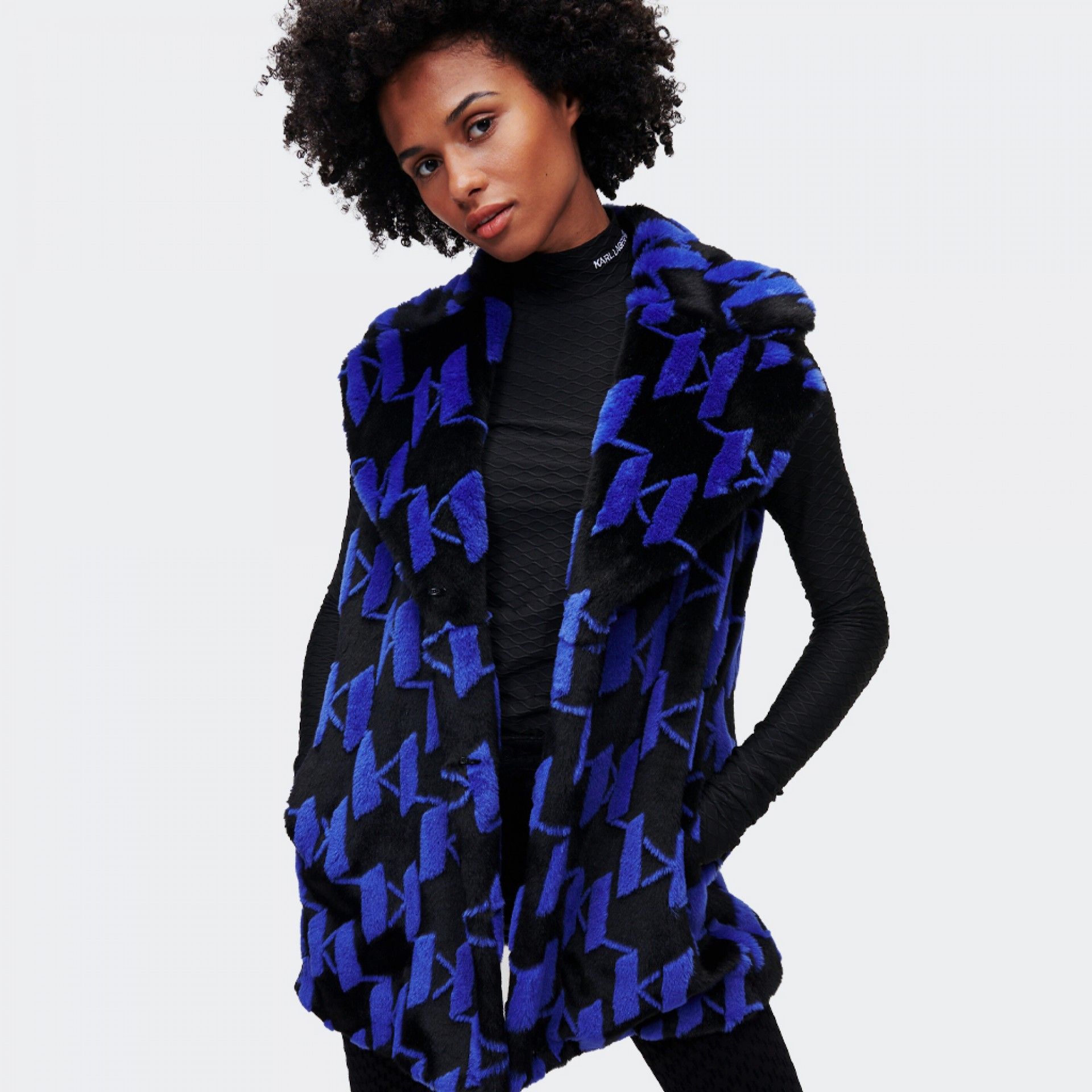 abrigo Karl Largerfeld