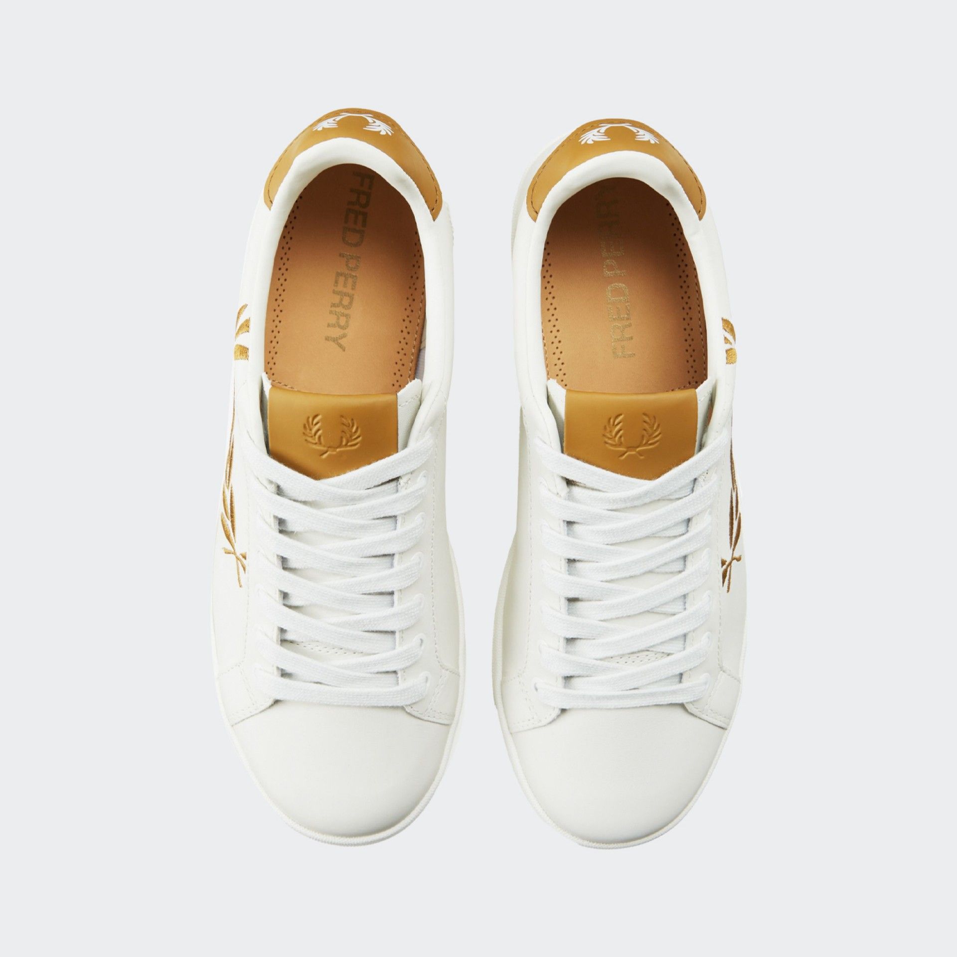 Sapatilhas em Pele Fred Perry B721