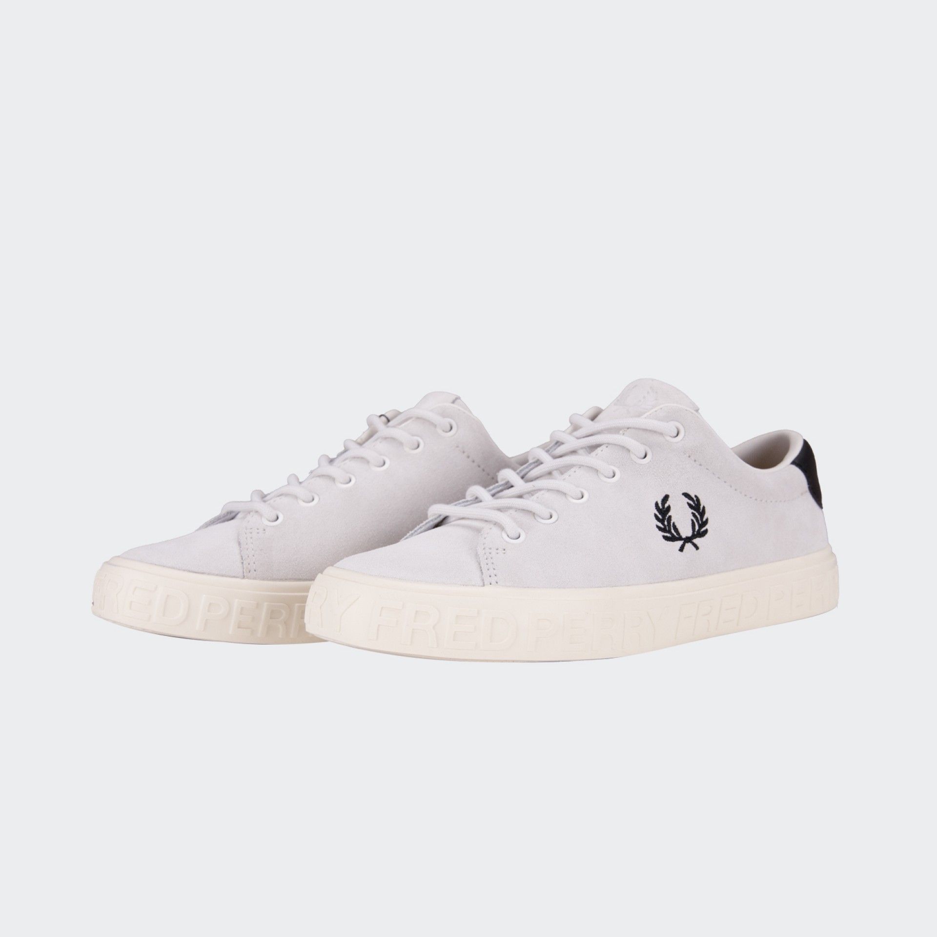 Baskets en daim Fred Perry