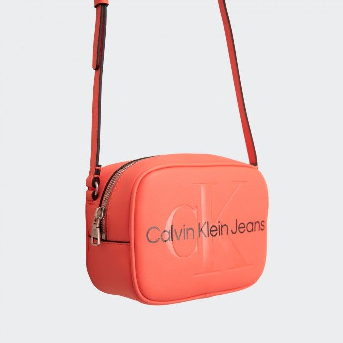 Calvin Klein Bag for Sale in Las Vegas, NV - OfferUp