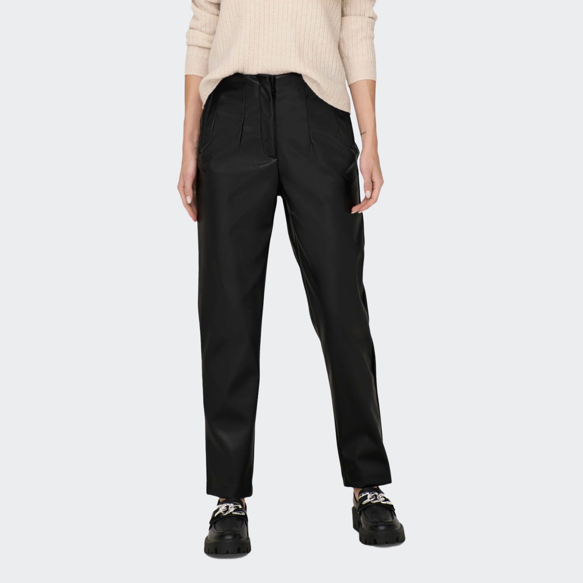 Only leather effect pants