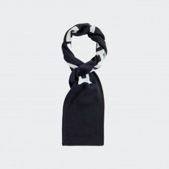 Fred Perry scarf