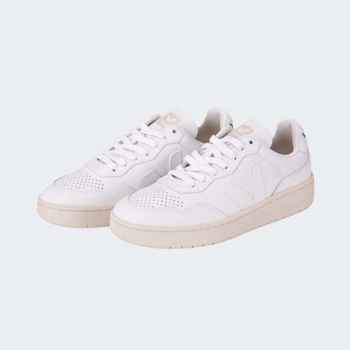 Veja V-90 Low-Top Leather Sneakers