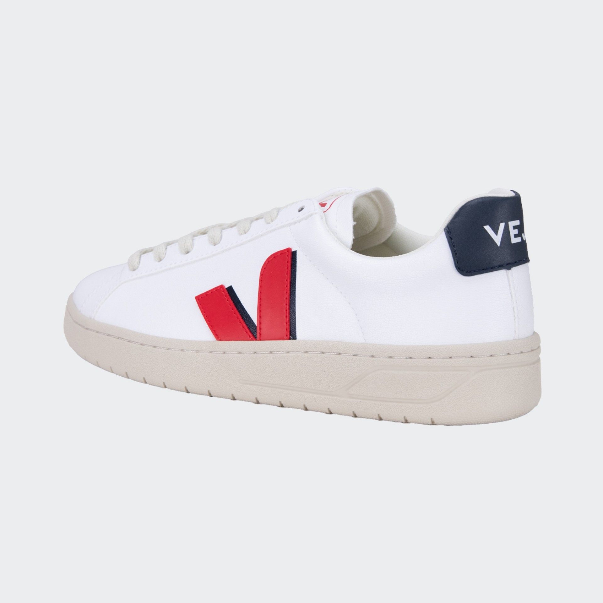 Zapatillas Veja Urca Cwl Pekin Nautico blancas