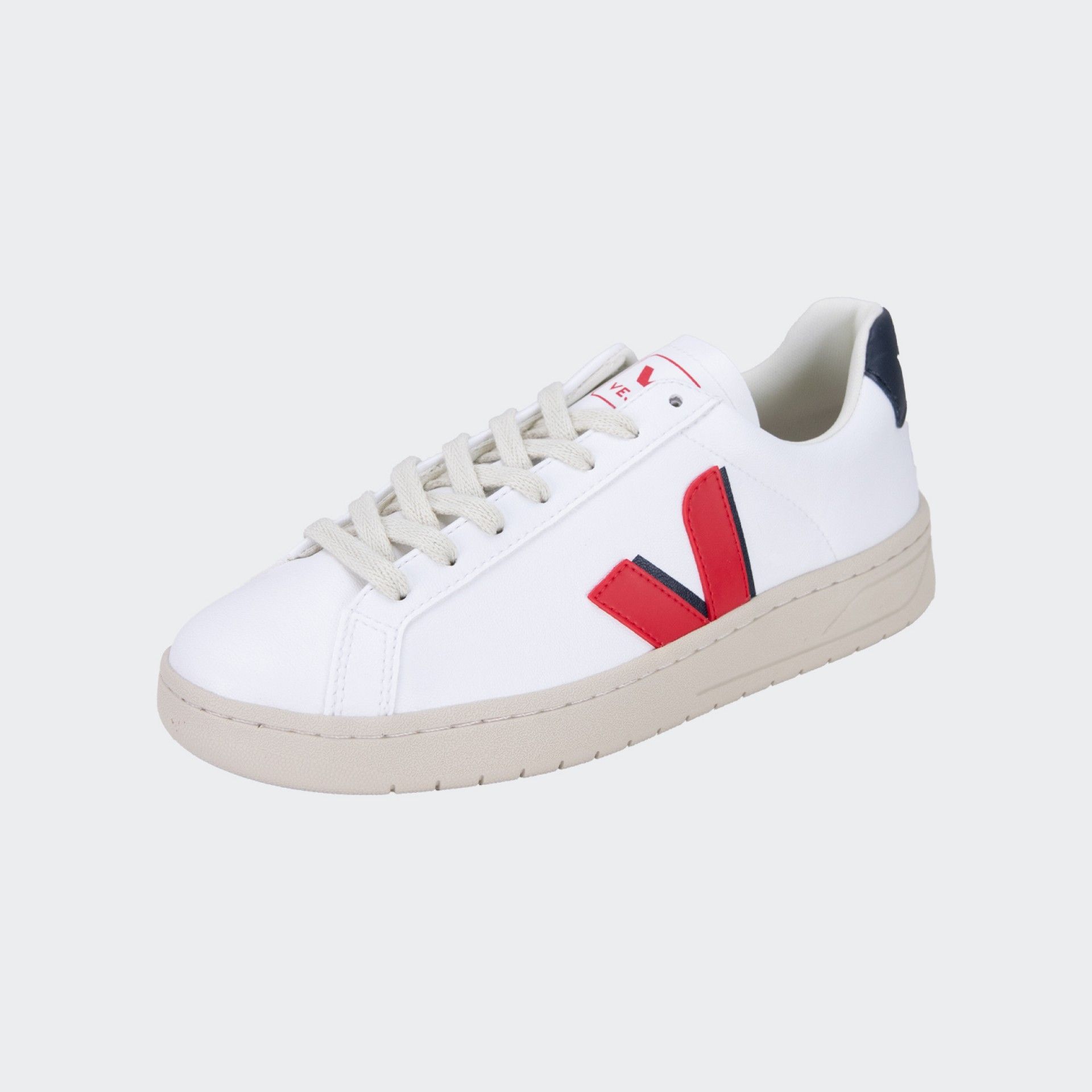 Zapatillas Veja Urca Cwl Pekin Nautico blancas