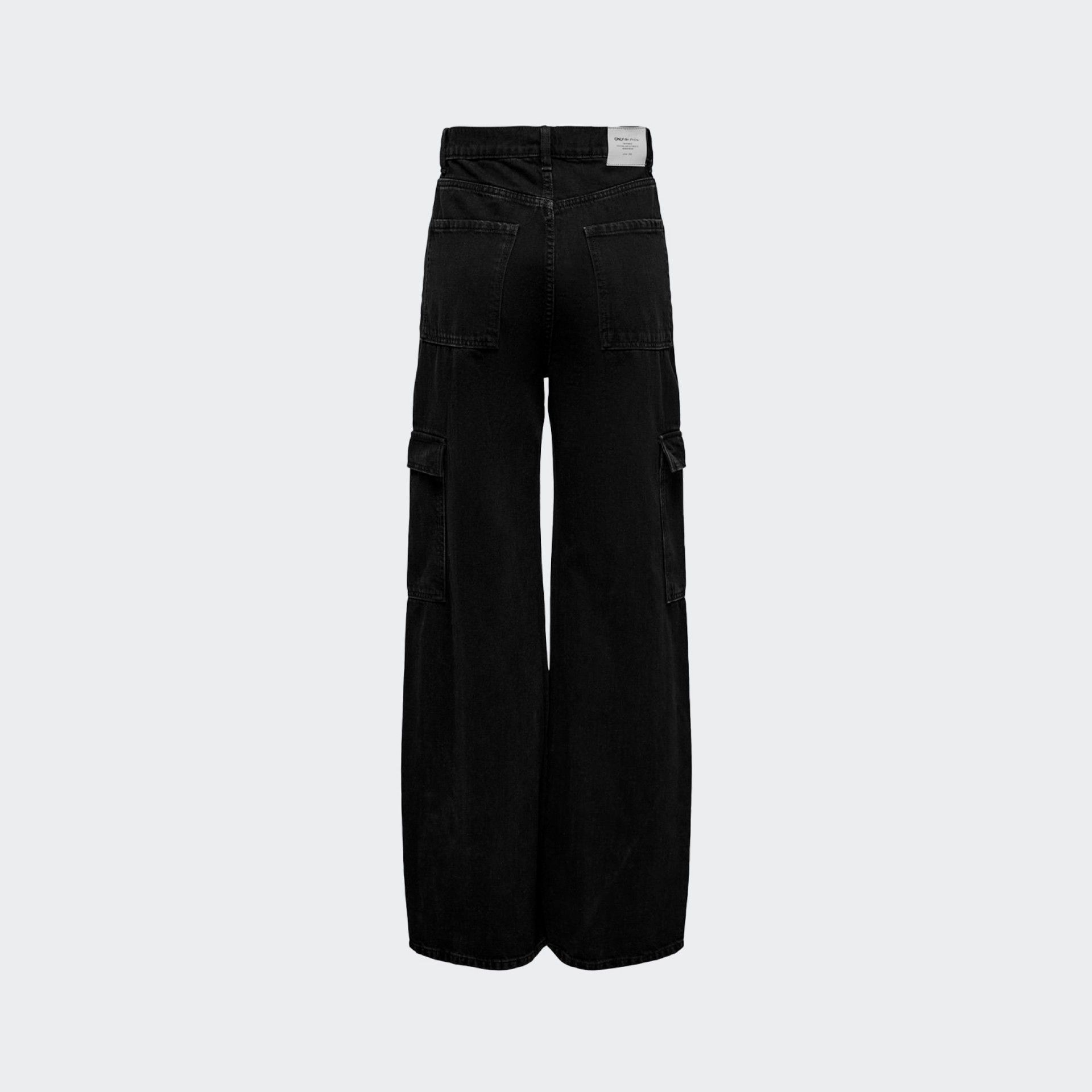 Sólo pantalones cargo negros
