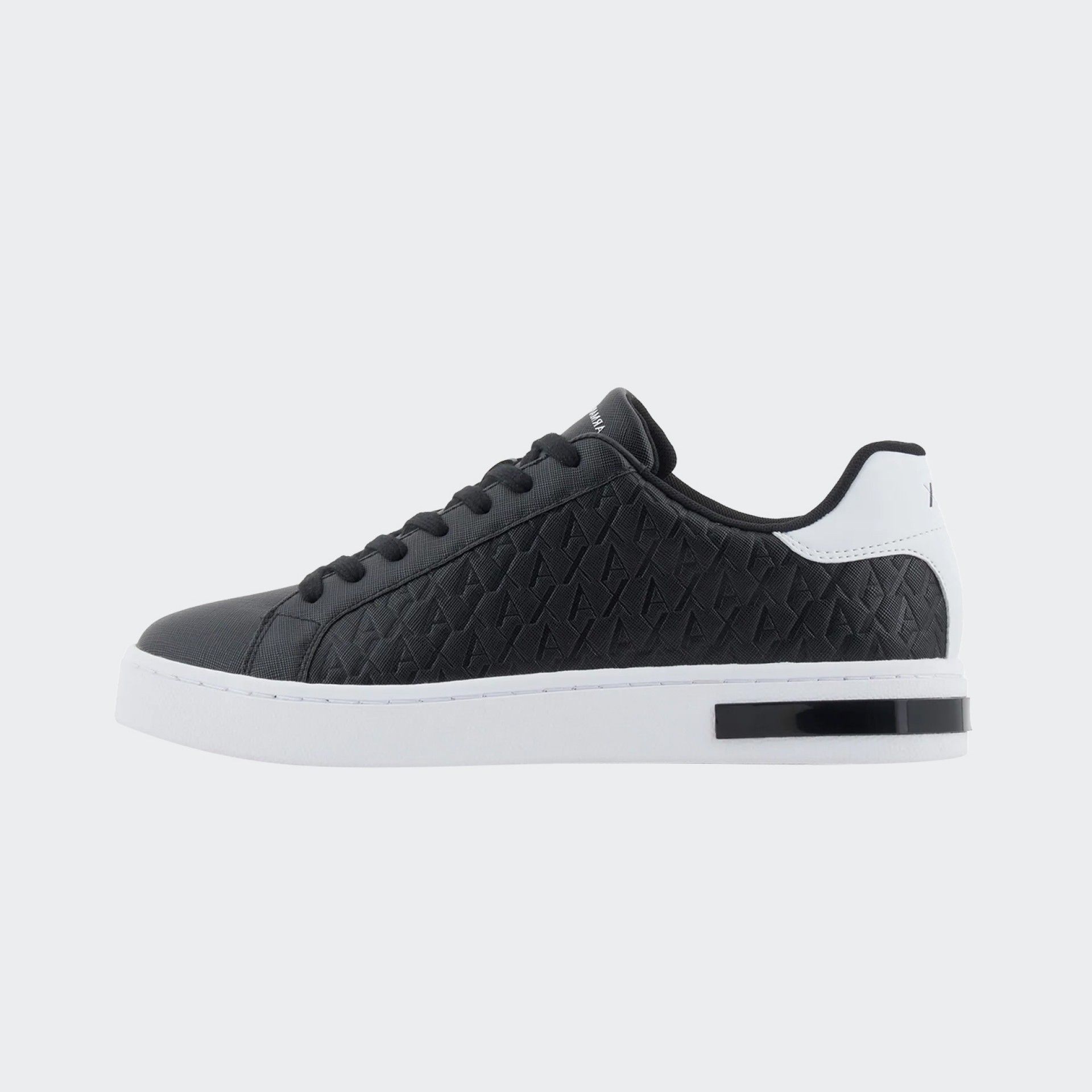 London Armani Exchange Sneakers