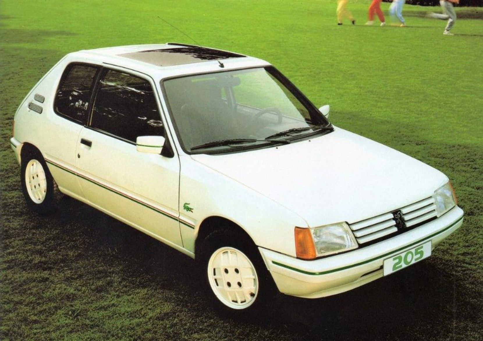 Peugeot 205 Lacoste: descobre com a Urban Project