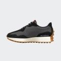 New Balance 327 Sneakers