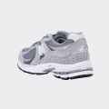 New Balance 2002R Sneakers