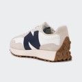 New Balance 327 Sneakers