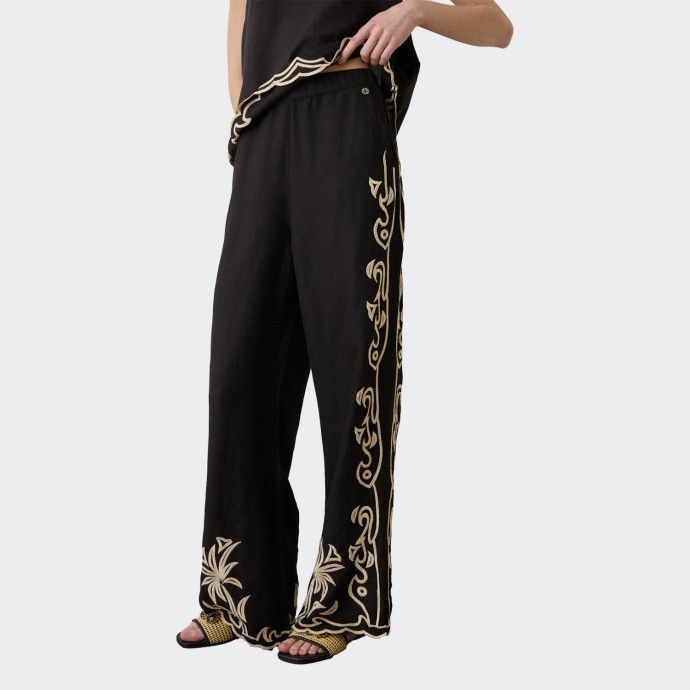 Calas Wide Leg Bordadas BSB