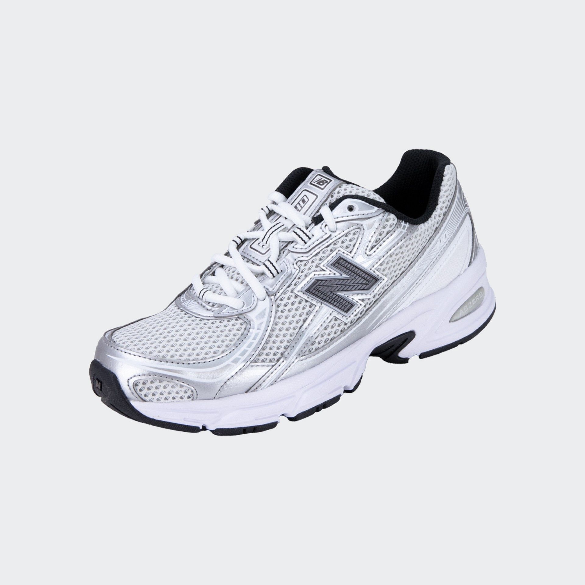 New Balance 740 Sneakers