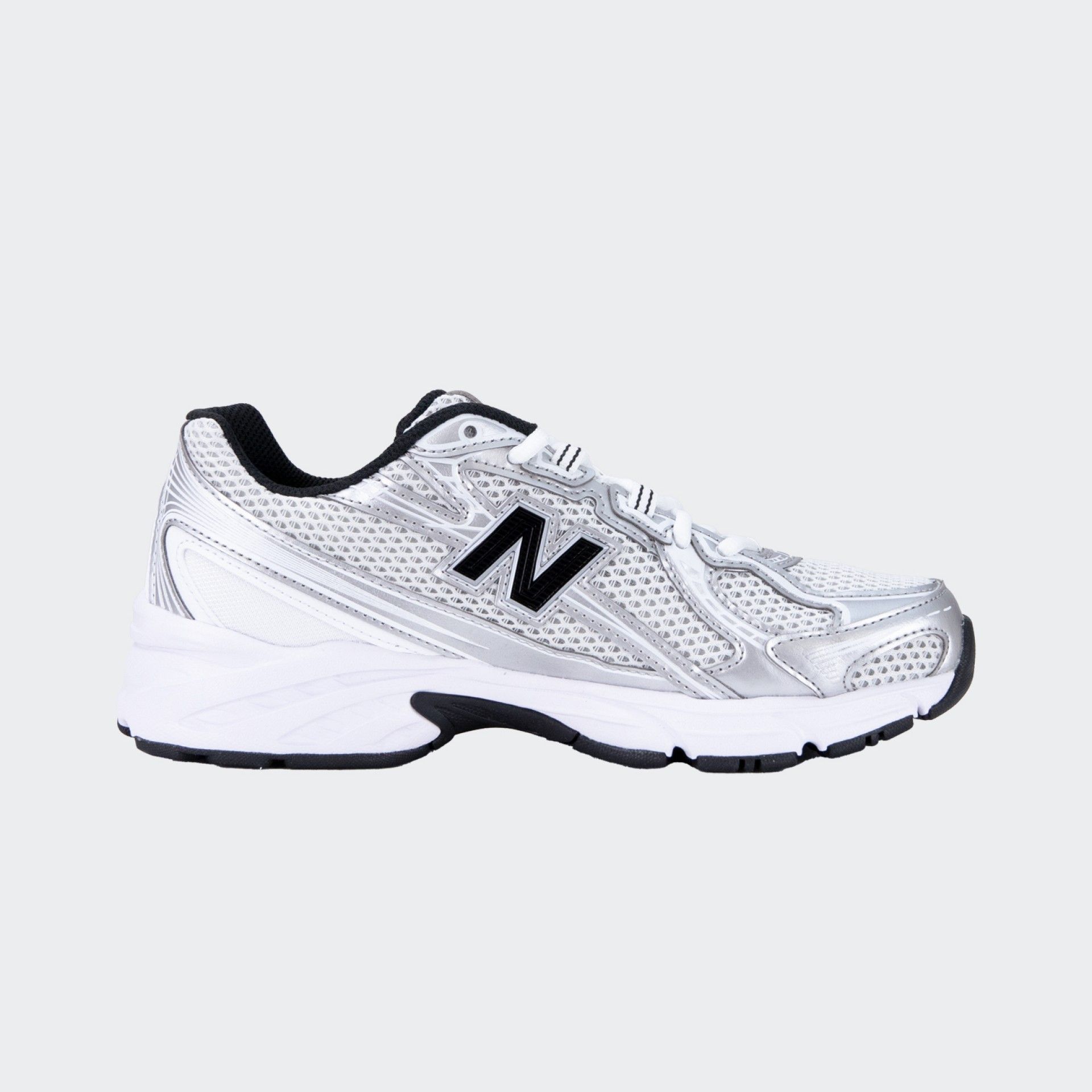 New Balance 740 Sneakers