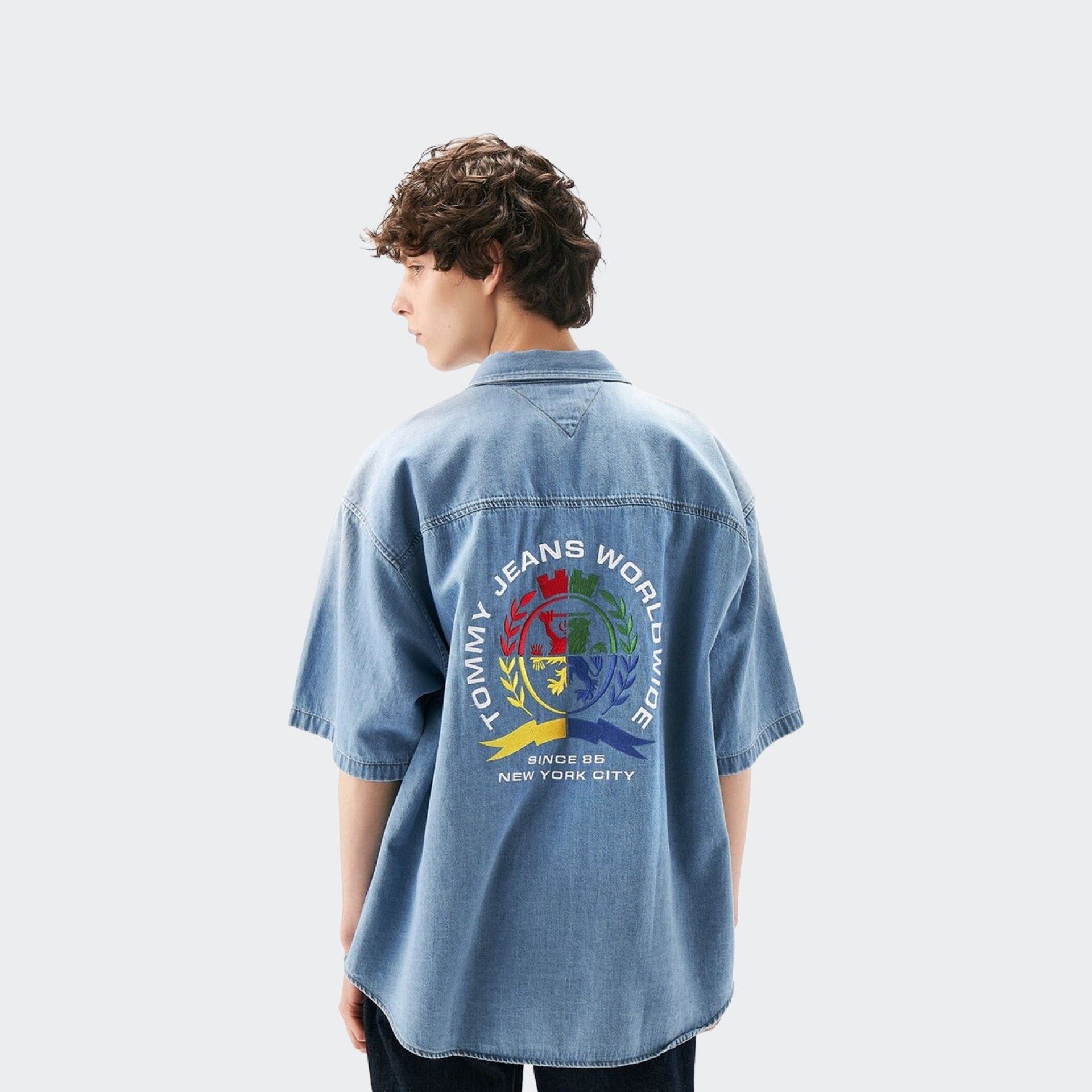 Camisa Vaquera SS CREST Tommy Jeans