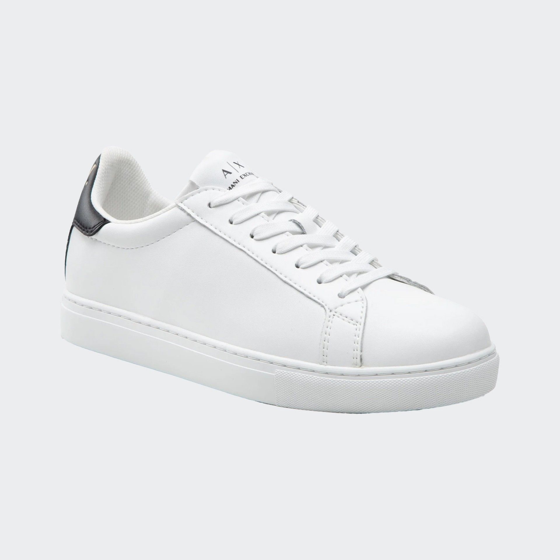 Sapatilhas Armani Exchange low-top leather