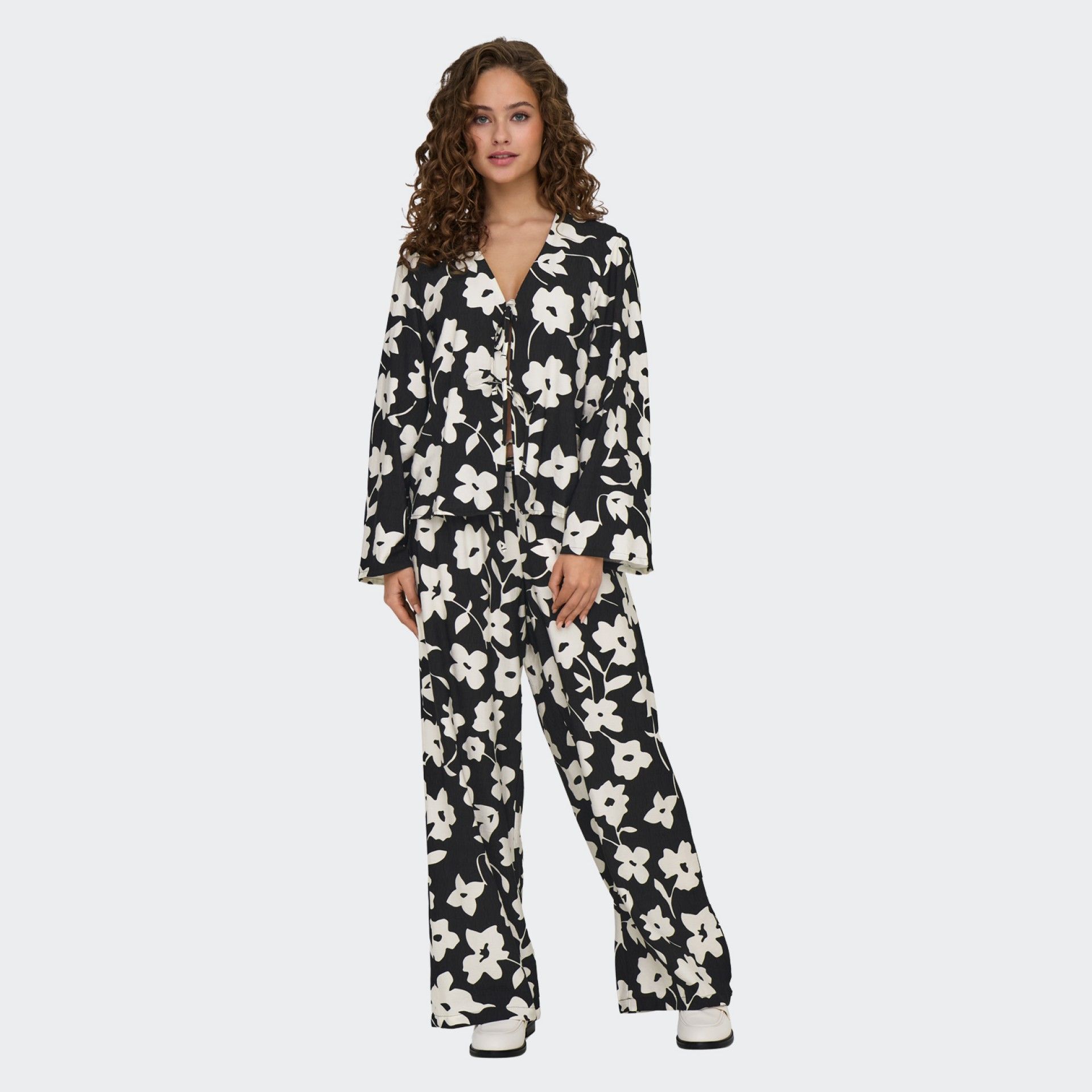 JDYSILAS Wide Leg Fit Pants