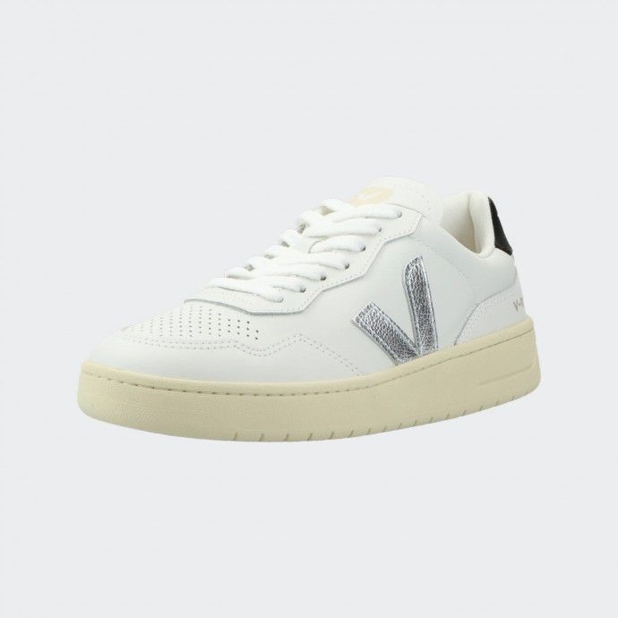 Sapatilhas em couro Veja V-90