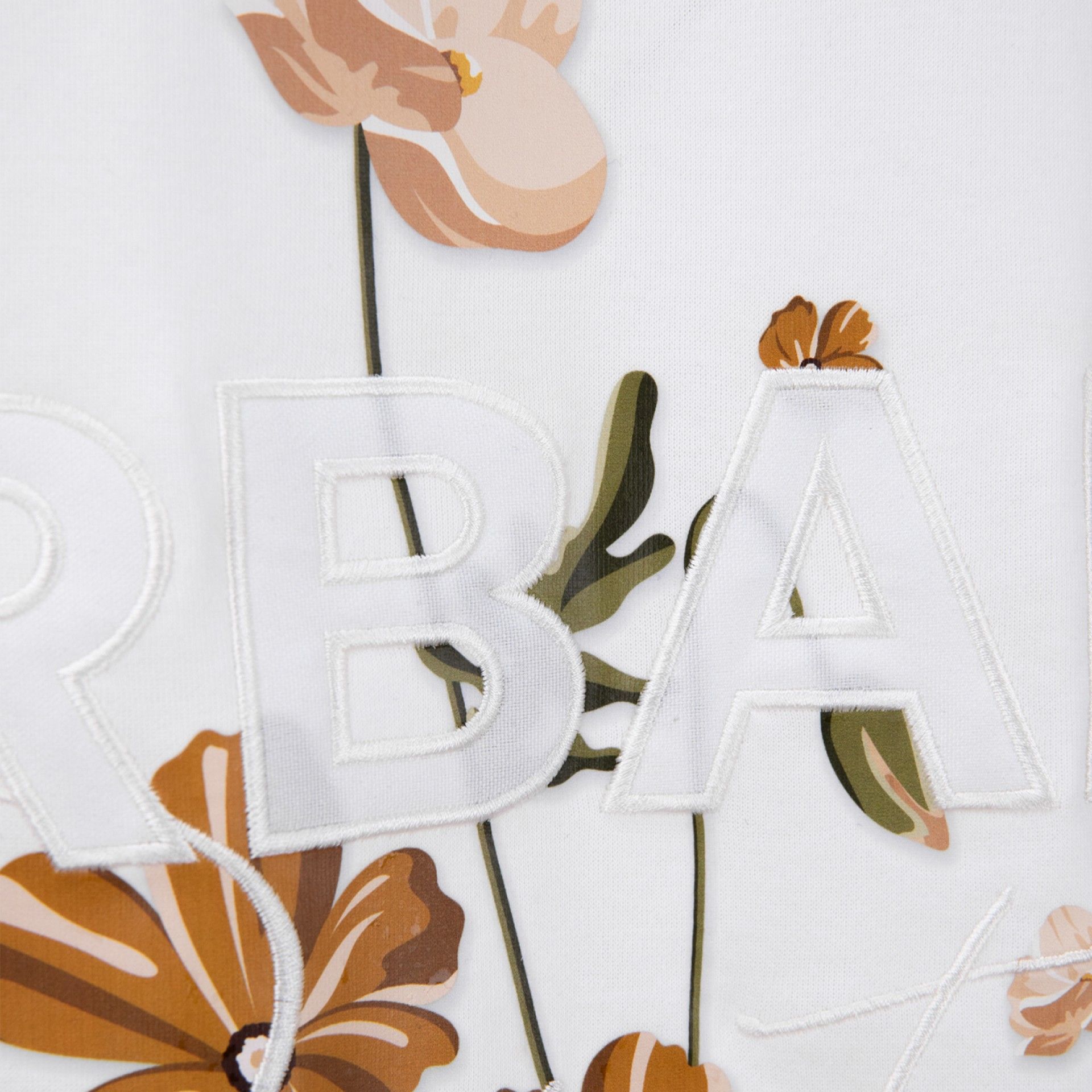 Camiseta Oversize Urban Project con estampado floral