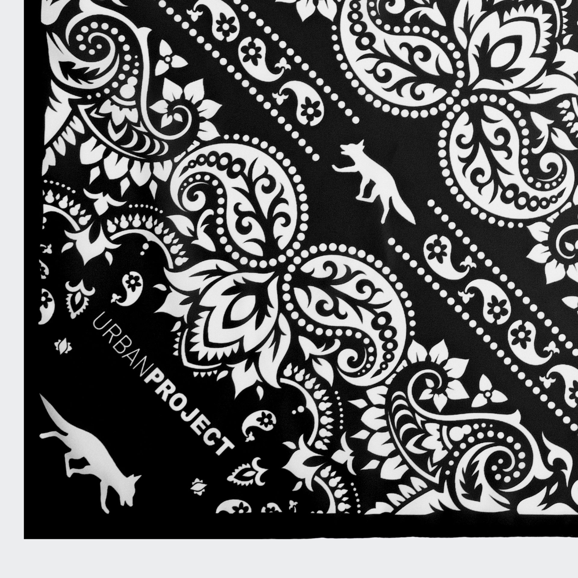 Lenço Urban Project 60x60