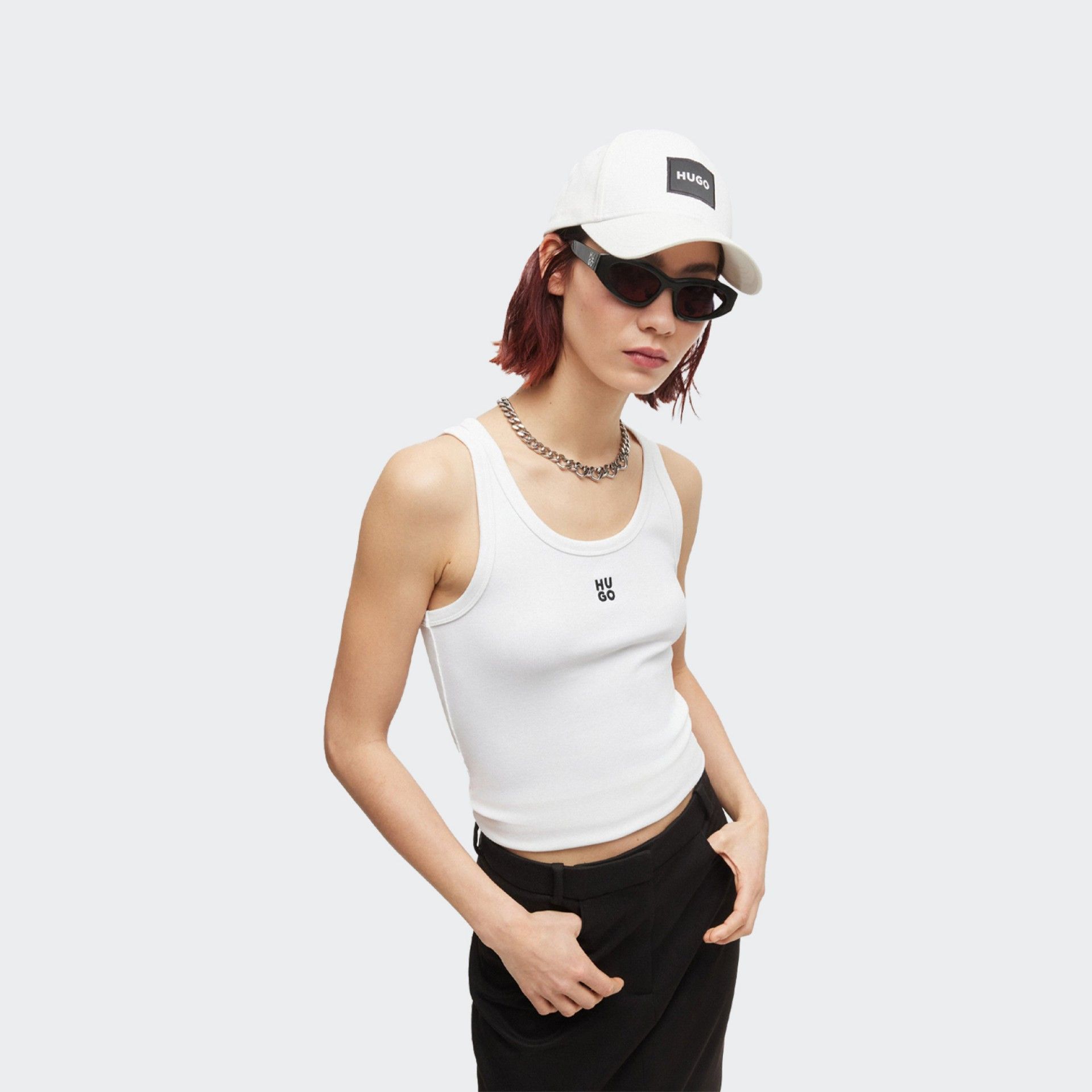 Top de Alças com logo bordado Hugo