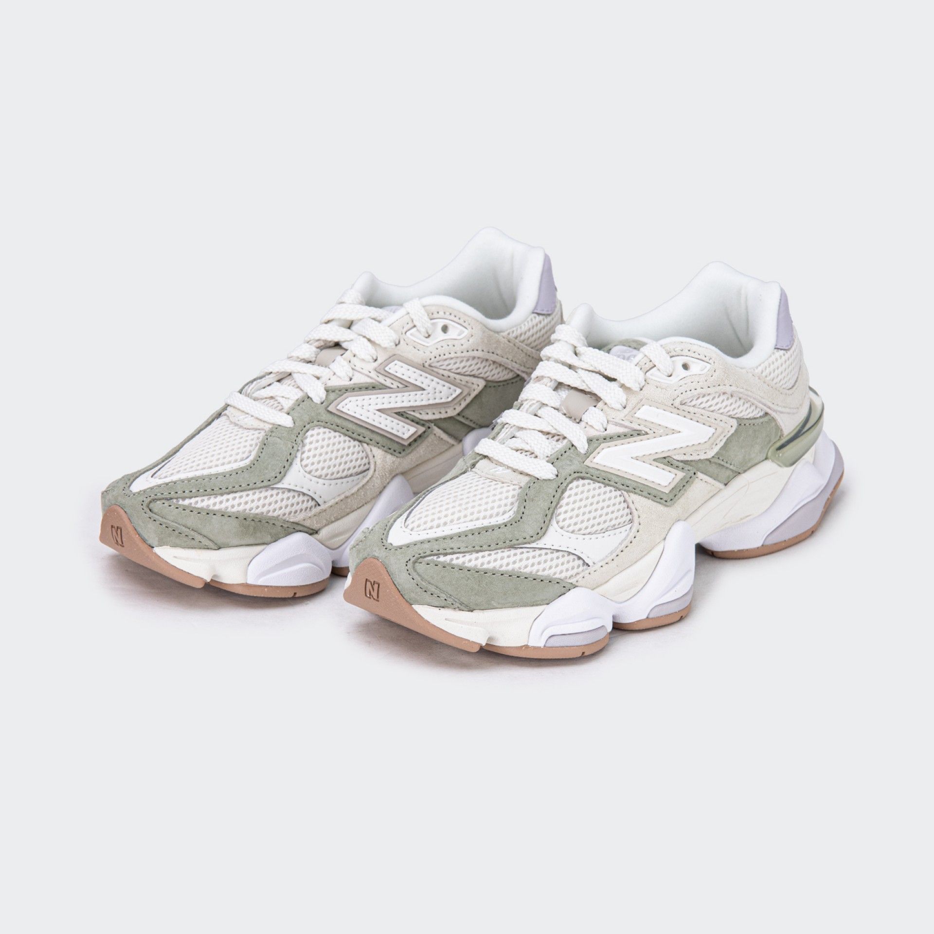 Baskets New Balance 9060