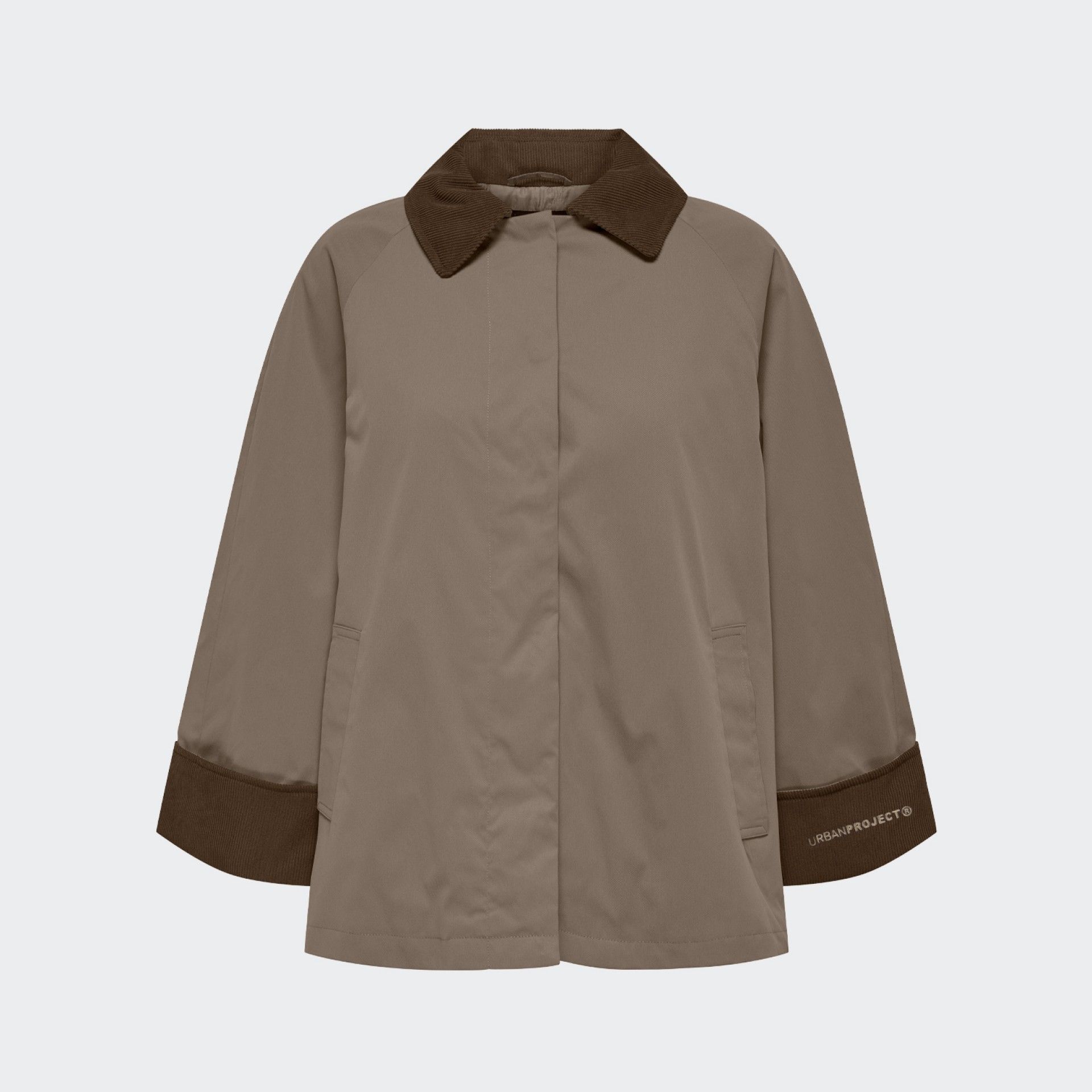 Chaqueta impermeable del proyecto urbano