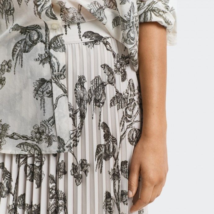 Falda larga plisada con estampado Tree Gant