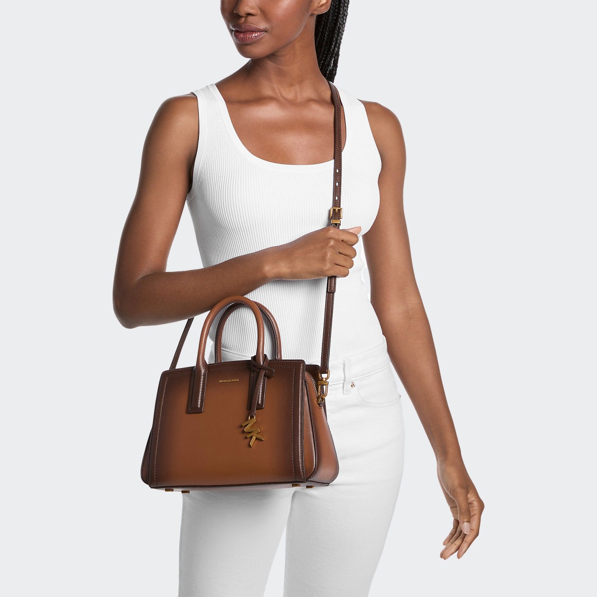 Bolso bandolera Laila de piel pulida de Michael Kors