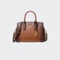 Bolso bandolera Laila de piel pulida de Michael Kors