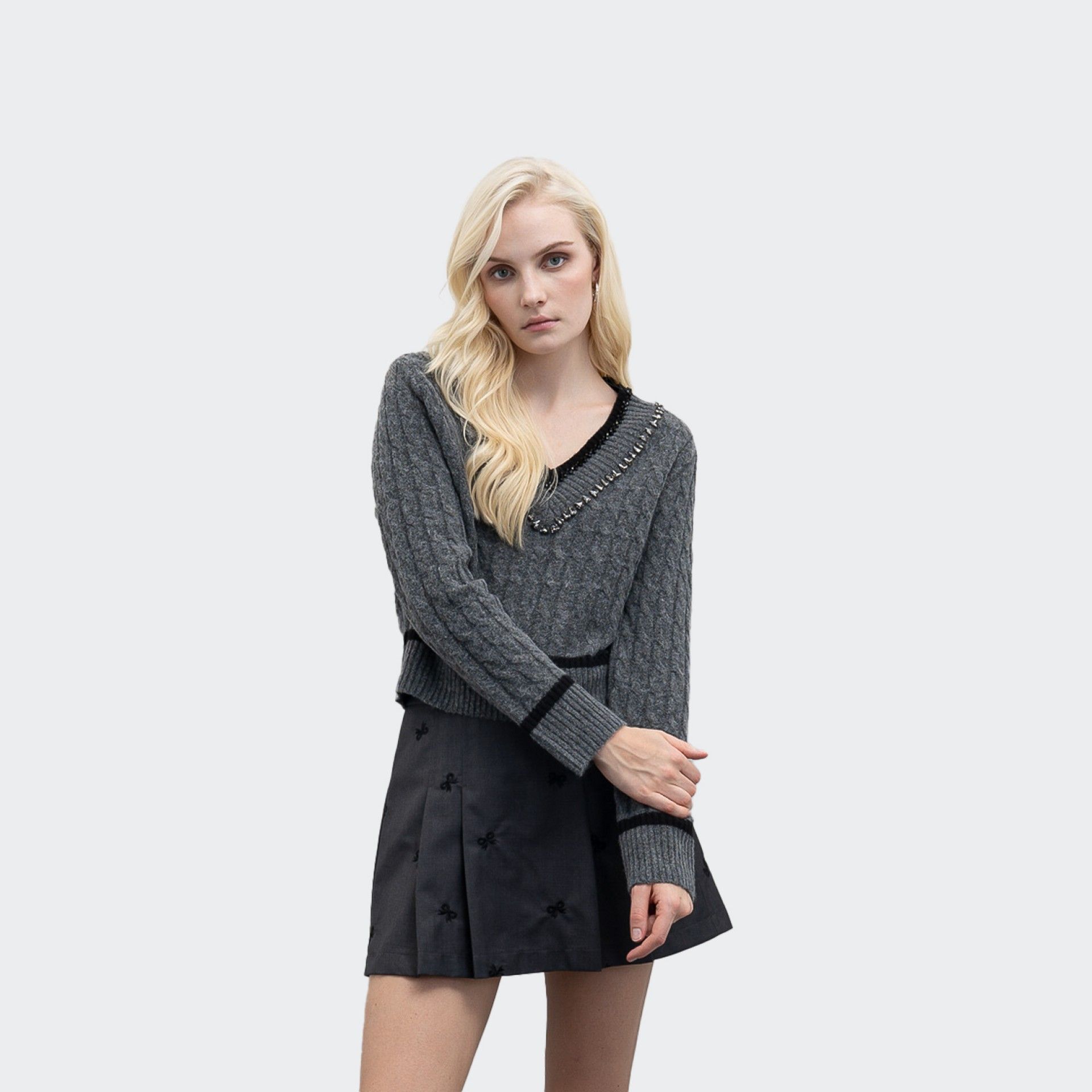 Goa Goa V-Neck Knit Sweater
