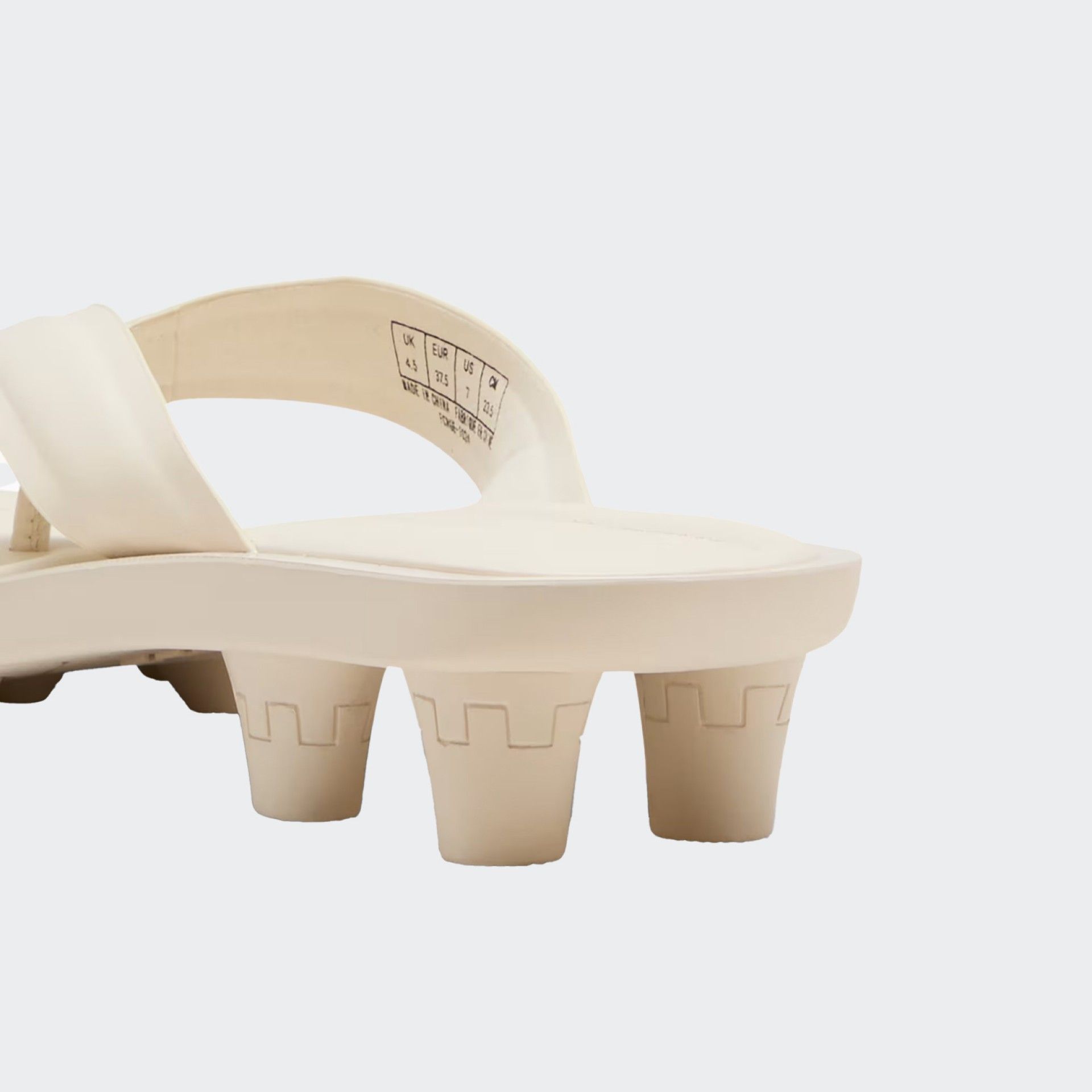 Chinelos FENTY x PUMA Cat Cleat