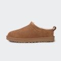 Chinelo UGG Classic Micro