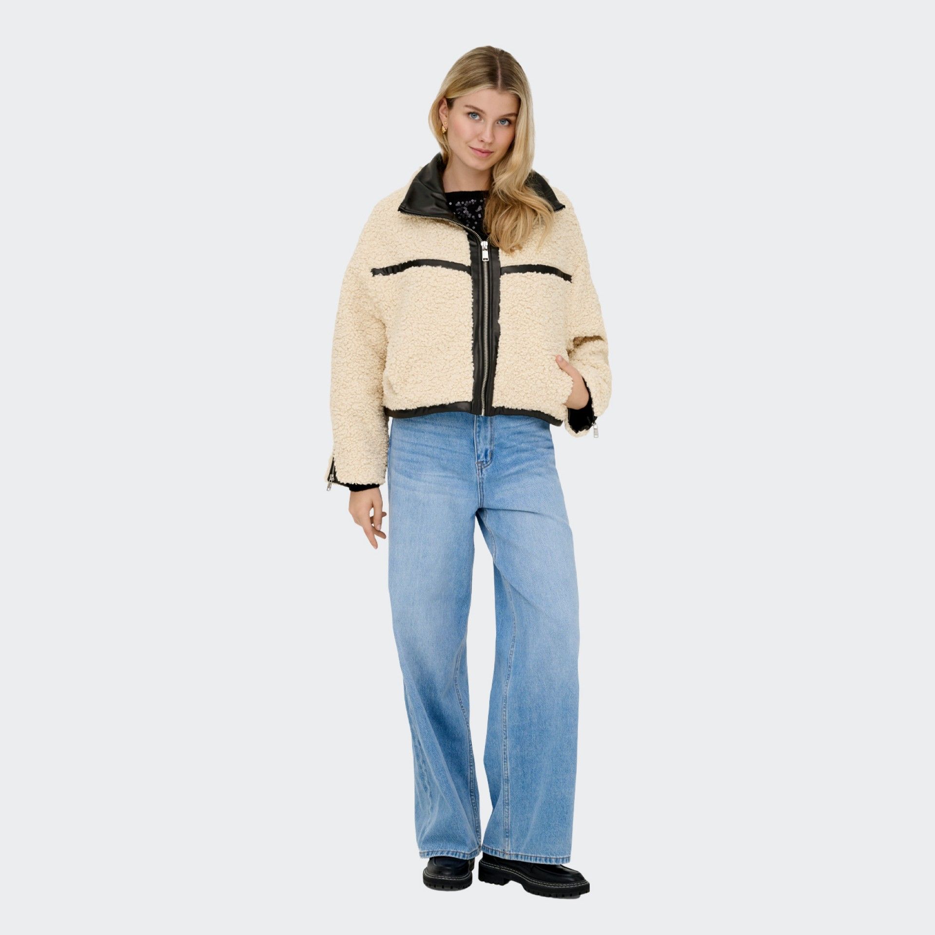 Manteau ONLPATTI en fourrure Only