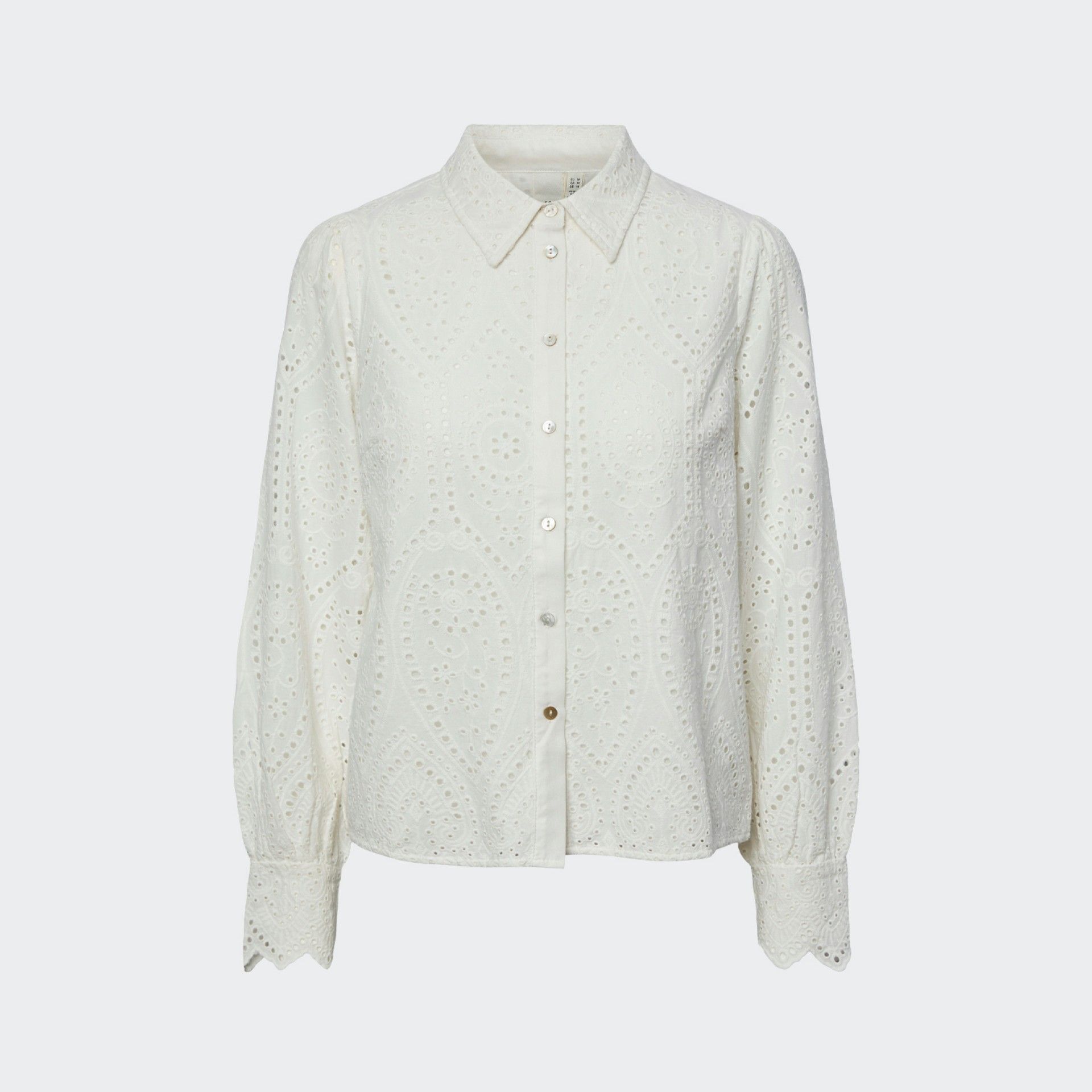 Camisa con bordado inglés YAS