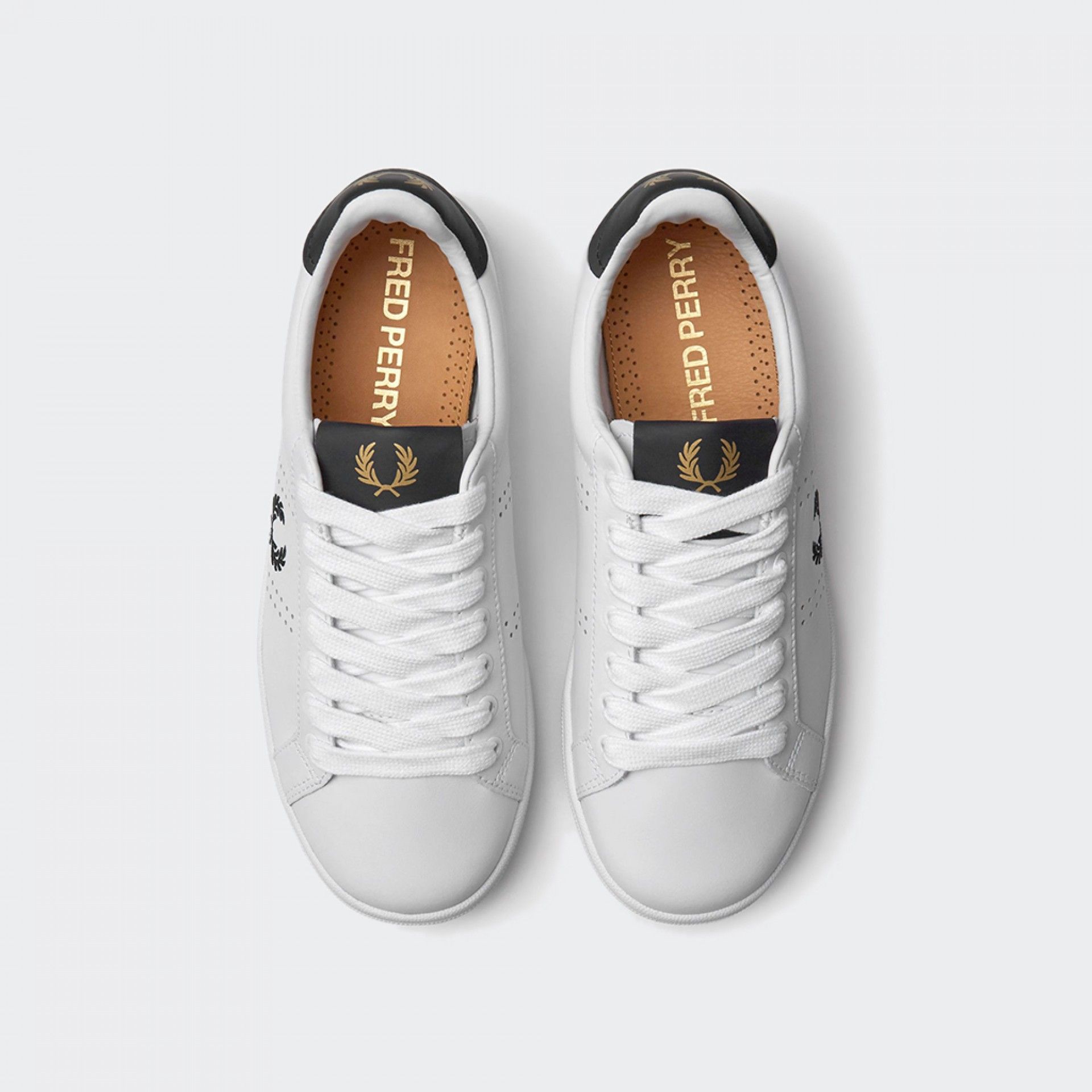 Sapatilhas Fred Perry B721