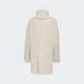 Uniquement un pull en tricot Uniquement un pull en tricot