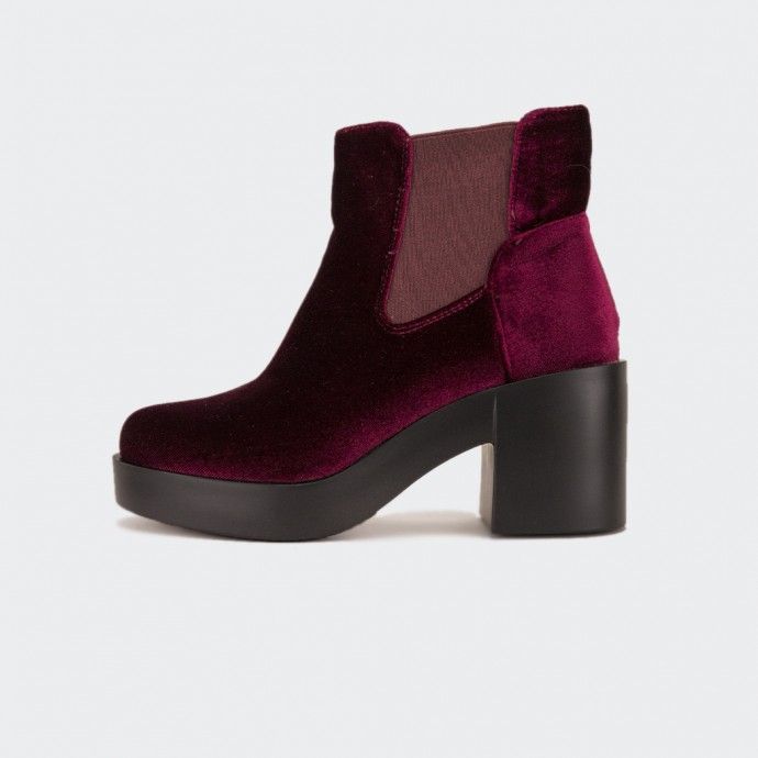 Botines con tac�n Sixty Seven