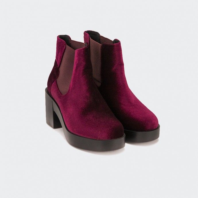 Botines con tac�n Sixty Seven