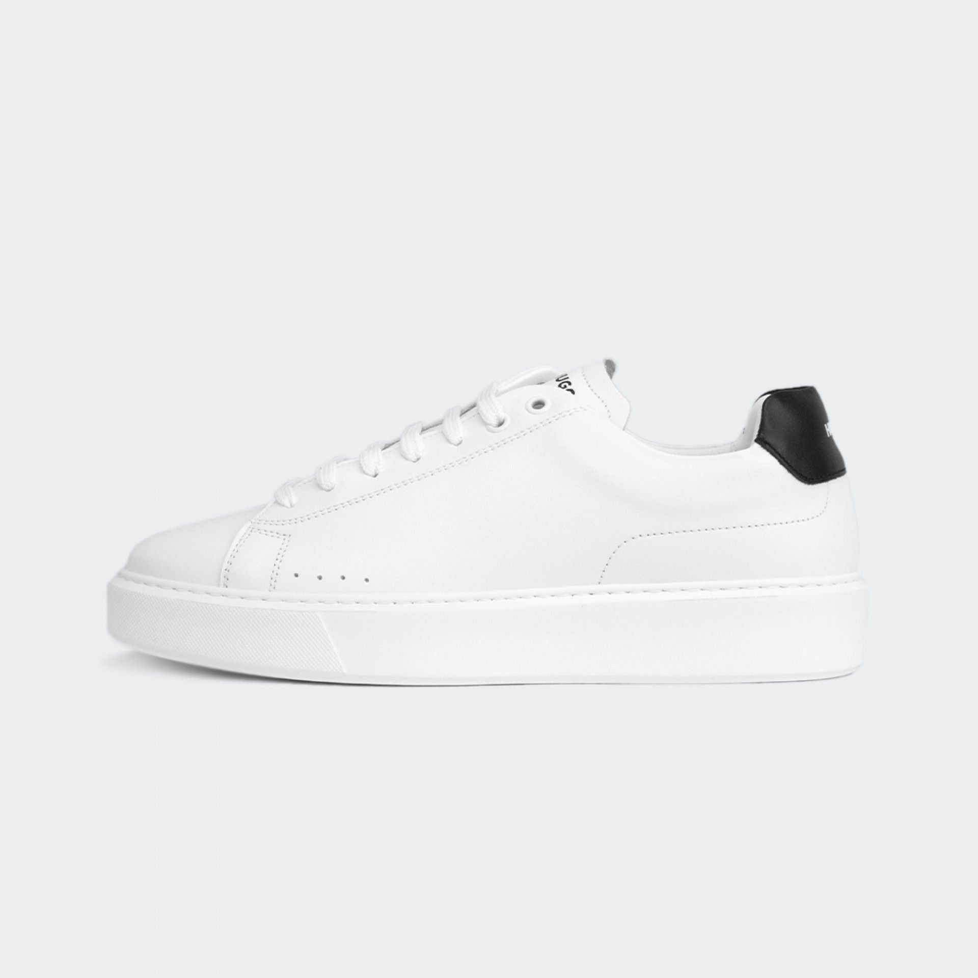 Tenis Hugo