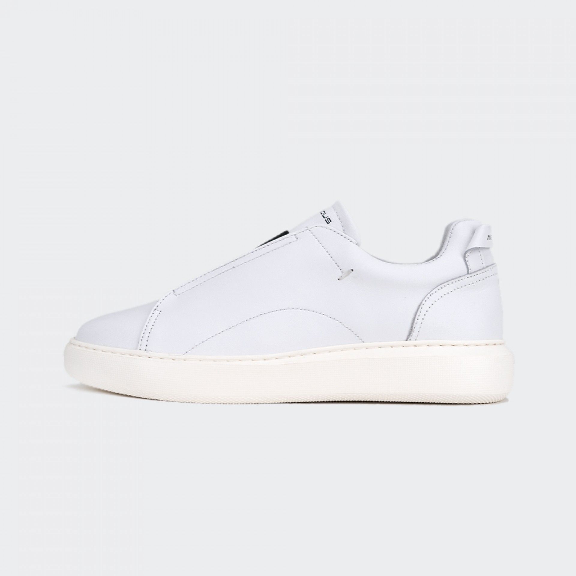 Tenis Ambitious