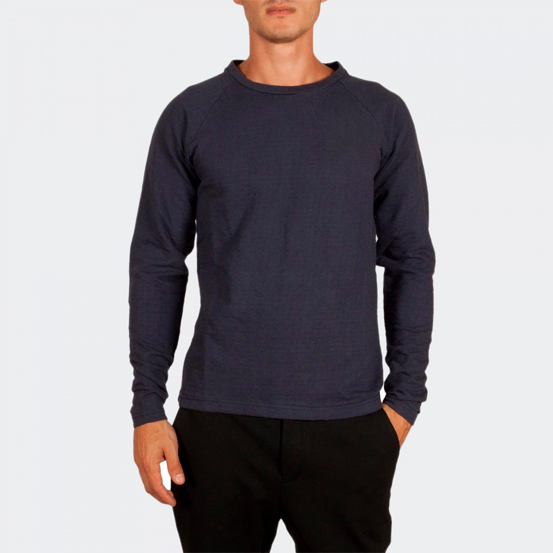 Classic cut sweatshirt by Anerkjendt