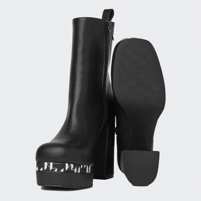Bota Karl Lagerfeld Preta